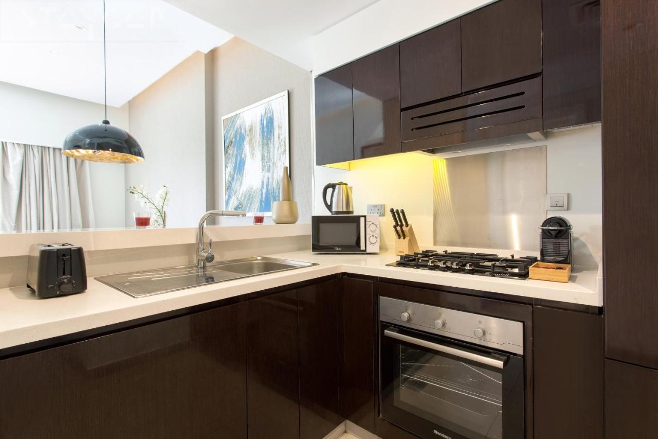 Staycae Holiday Homes - Majestine Dubai Bagian luar foto