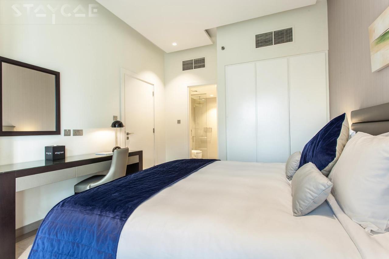 Staycae Holiday Homes - Majestine Dubai Bagian luar foto