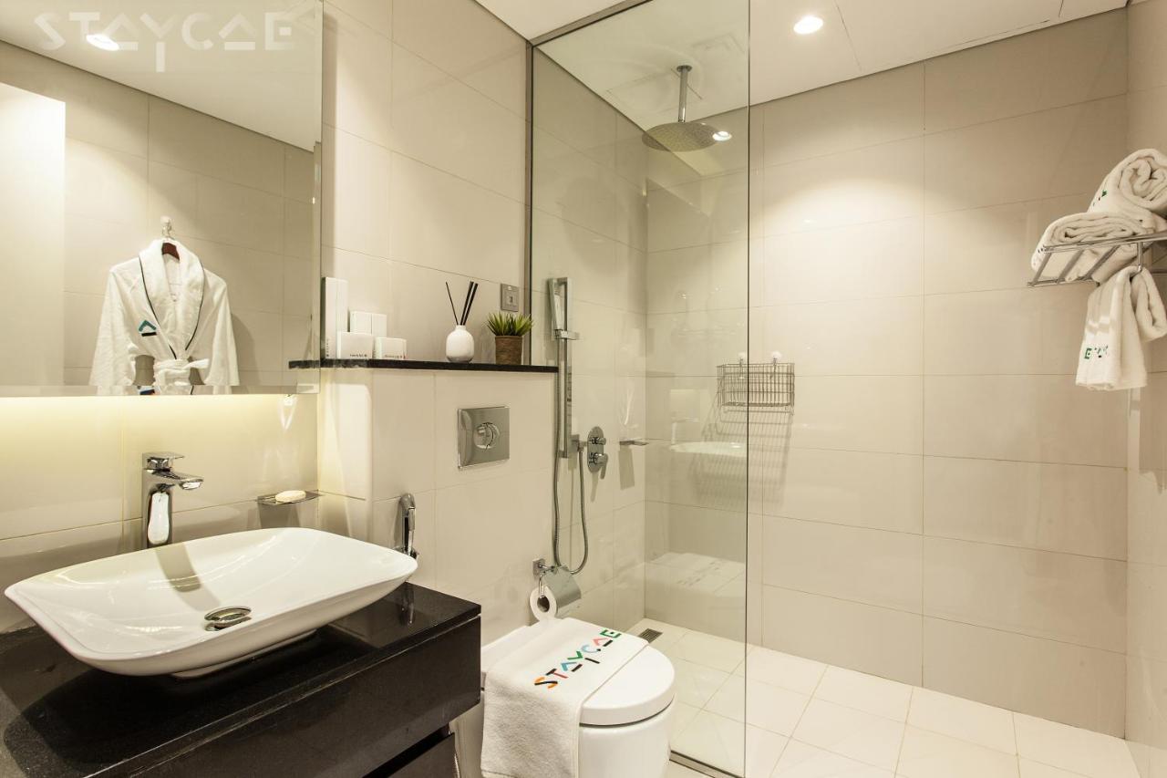 Staycae Holiday Homes - Majestine Dubai Bagian luar foto